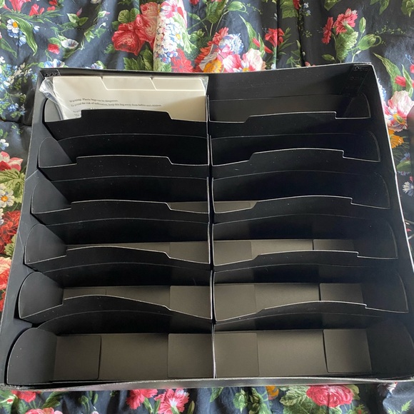 Creative memories Black photo Storage Box - Picture 2 of 4